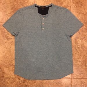 Banana Republic button up t-shirt